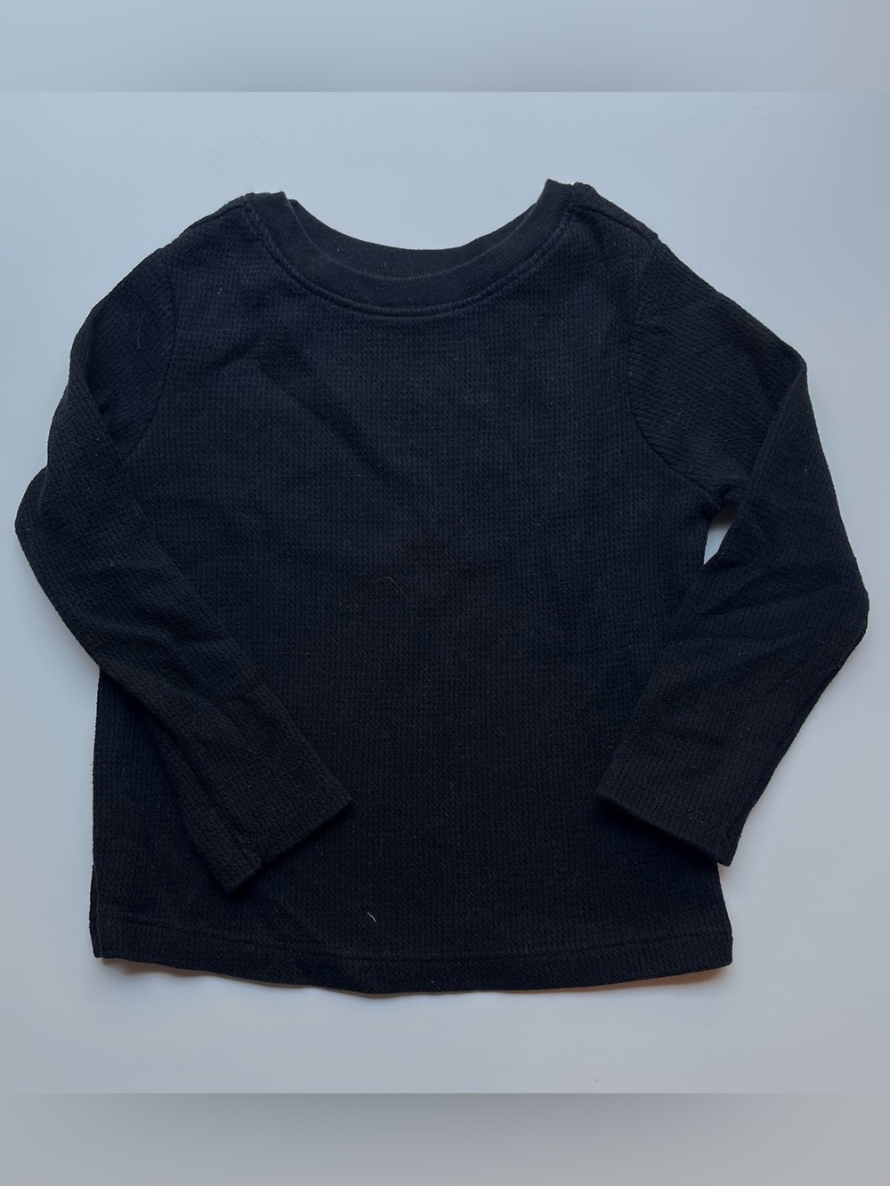 🛹 3 for $10
Old Navy | Black Long-Sleeve Kids Top